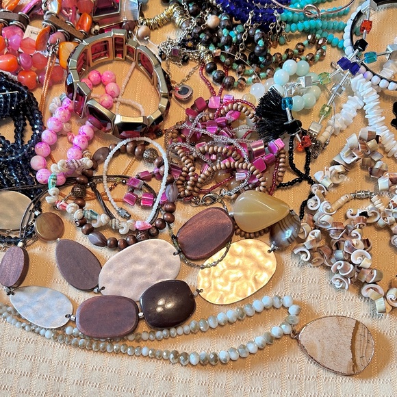 Mystery Vintage to Modern Wearable Jewelry Lot Grab Bag SALE - Picture 3 of 7